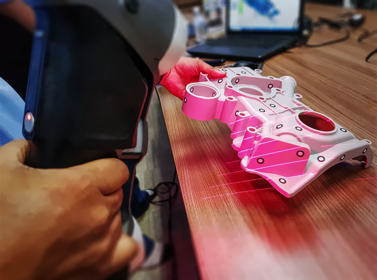 man-using-portable-scanner-to-import-3d-cad-model-2022-11-07-22-02-48-utc